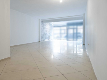 lokal 93m2 parter z witryna wynajem