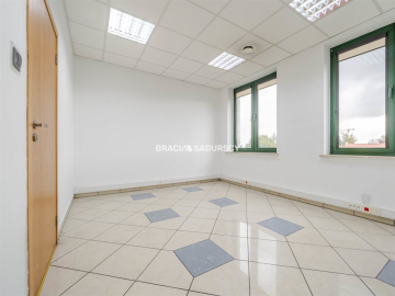 lokal biurowy w biurowcu 11m2 Pradnk Bialy