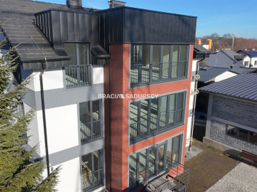 Wolnostojący obiekt biurowy- 300m2!!!