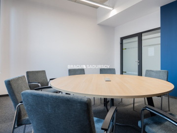 Lokal biurowo-magazynowy, 299m2, winda, dwa piętra