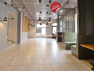 Tarnów, Stare Miasto, ul. Rybna/Wałowa. Lokal usługowy o łącznej pow. 267,99 m 2 .  

 Lokal dwupoziomowy: piwnica i parter, fr