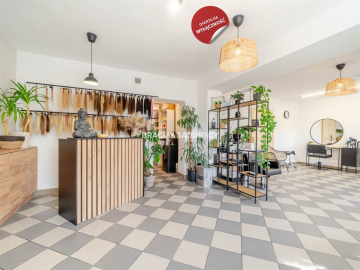 LOKAL USŁUGOWY HANDLOWY MNIKÓW PARKING 82M2