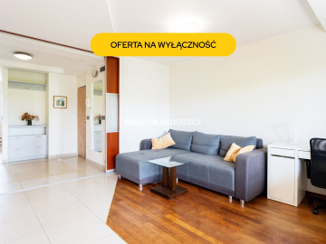 3-pokojowe mieszkanie z loggią- Zawodzie