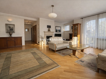 3 pokoje w Borku Falęckim