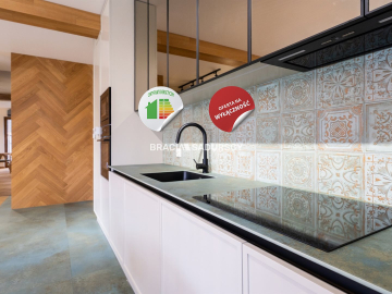 3 pokojowe, 62 m 2 , Kalwaria Zebrzydowska na zamkniętym osiedlu, plus dwa miejsca parkingowe.   
  

   

          Nieruchomo