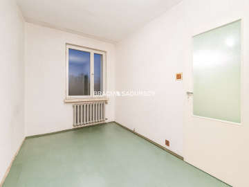 3 pok do remontu z możliwościa przerobienia na 4 