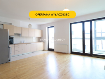 Przestronne 3-pokojowe mieszkanie z loggią oraz dwustanowiskowym miejscem parkingowym w podziemnym garażu, zlokalizowane w Star