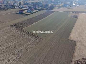 Na sprzedaż działka budowlana 77arów!!