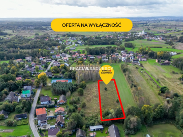 działkę budowlaną w Bratucicach