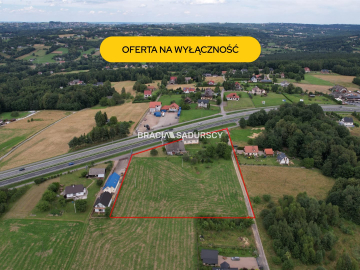 Działka usług komercyjnych w Głogoczowie gm. Myślenice    

   
Oferujemy do sprzedaży atrakcyjną działkę usługową o powierzchn