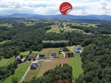 Klimatyczna działka budowlano-leśna w Sieprawiu