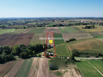 Gunów - Wilków działka o pow. 0,77 ha! 
 
Działka o powierzchni 0,77 ha   położona w miejscowości Gunów-Wilków gm. Kazimierza W