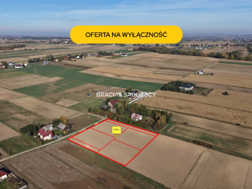 Działka budowlana Sieciechowice blisko Krakowa / Iwanowic. Piękna, widokowa działka o wymiarach 35,7 m szerokości (front) i 42,