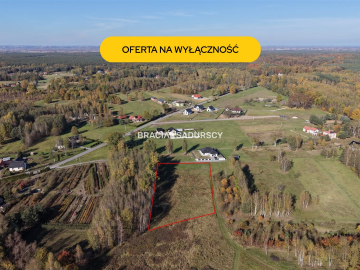 Działka budowlana o powierzchni  44 arów  położona w  Buczkowie, gmina Rzezawa, powiat bocheński  - idealna enklawa do budowy d