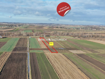 Działka rolna o pow. 41 ar. w Krakowie.  
Przedmiotem oferty jest nieruchomość gruntowa niezabudowana o nr ew.  24  położona w 