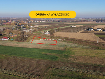 Działka rolna o pow. 26 arów w Krakowie - Nowej Hucie   
 
Przedmiotem oferty jest działka o nr  293  położona w obrębie  NH-22