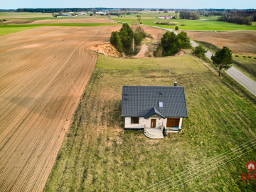 Dom w stanie surowym zamkniętym