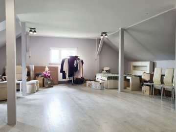 Lokal 90 m2, Raginisa