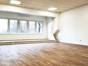 Lokal 43 m2. Blisko Centrum.