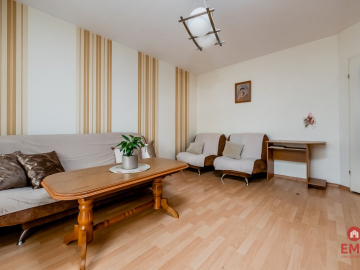 Zadbane 2 pokoje z dużym balkonem