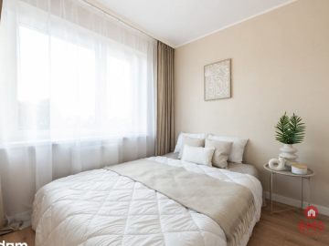 Trzy pokoje ze szlabanem