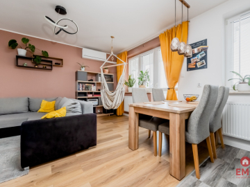 3 pokojowe  dwustronne mieszkanie z garażem