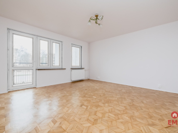 Wysoki parter z balkonem