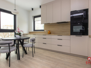 Apartament 3-pokojowy 3 piętro, winda