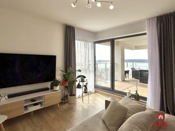 Apartament z tarasem i widokiem na Jezioro Ełckie