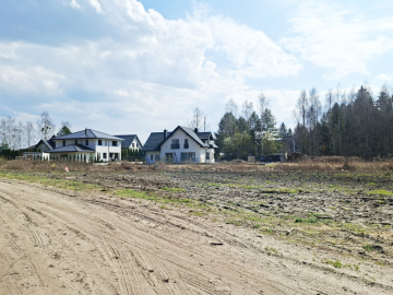 Działka budowlana 1183 m2. Solniczki.