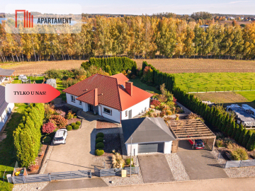 Parterowy dom, garaż, ogród, jezioro, Mazury