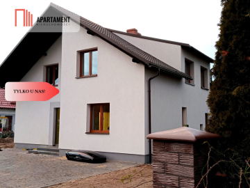 Przestronny dom w cichej i zielonej okolicy!