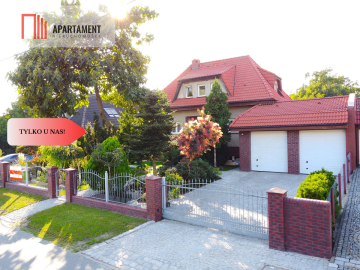 Tylko u nas!!!Dom 280 m2 przy lesie i jeziorze!!!