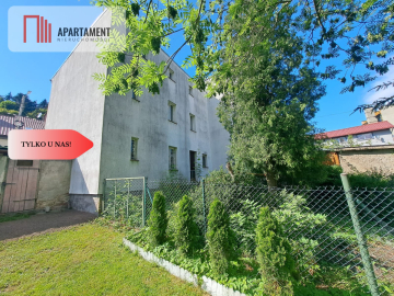 Dom z ogródkiem w centrum, w cenie mieszkania