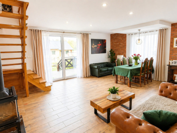 Duży dom gotowy do zamieszkania! Ładna okolica!!!