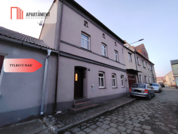 Dom z podwórkiem i garażem w centrum NML