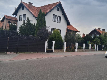 STEGNA: Obiekt Inwestycyjny 285m²