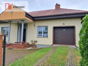 Dom z ogrodem w Cedrach Wielkich, 5 km od Mariny