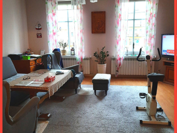 Mogilno- kamienica na rynku 175m2, lokal handlowy