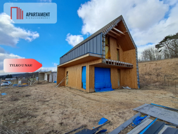 DOM NA WZGÓRZU W TRAKCIE BUDOWY