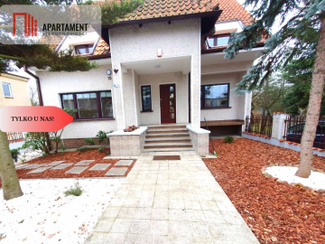 Wolnostojący dom z ogrodem