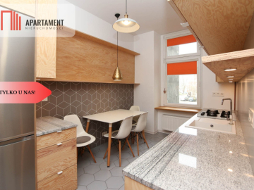 3 przestronne pokoje/balkonem/komórka lokatorska