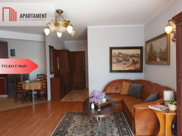 Słoneczne mieszkanie z garderobą i aneksem