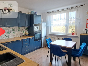 Duże słoneczne mieszkanie, pierwsze piętro