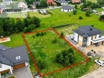 Atrakcyjnie położona działka w Łochowie