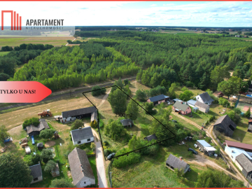 Działka budowlana z drewnianym domkiem.Tylko u nas