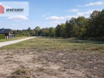 Działka, w cichej i spokojnej okolicy.