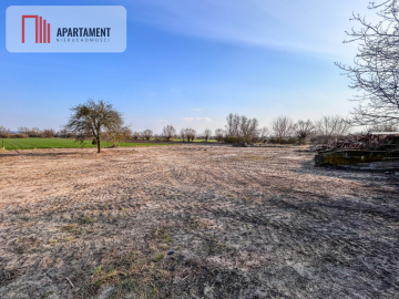 Działka w Grucznie 2166m² WZ, media w pobliżu