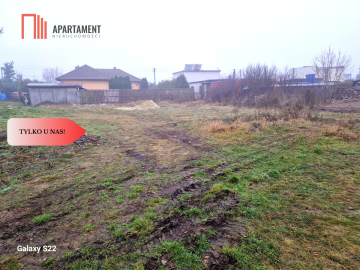 Działka w centrum osiedla