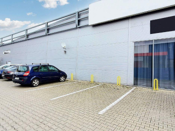 Turek - pawilon handlowy 4000 m2 na sprzedaż